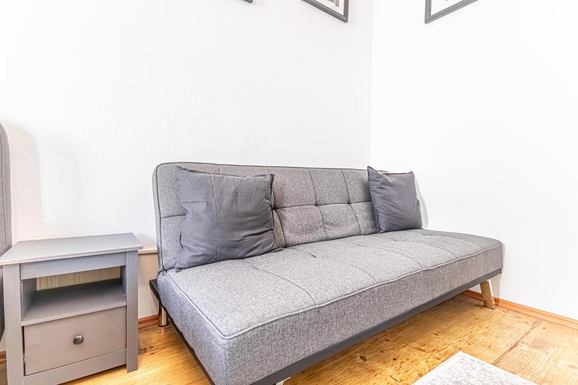 Stylish 1Br Apartment- Near Westbahnhof U3&U6 Wien Exterior foto